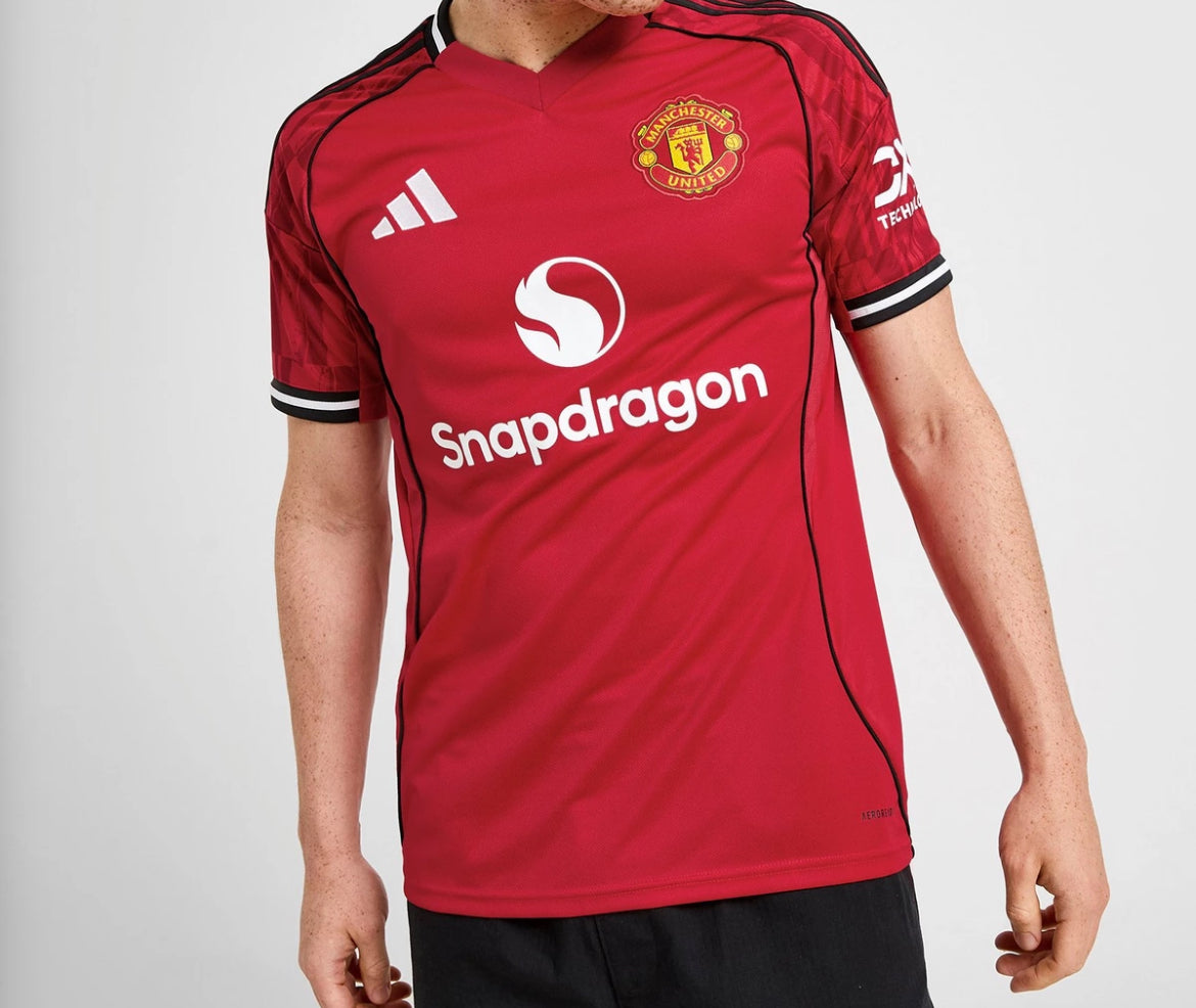 Manchester United 25/26 Home